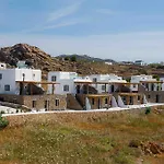 Almyra Strand Paraga