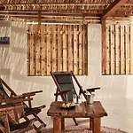 Aparthotel Almyra
