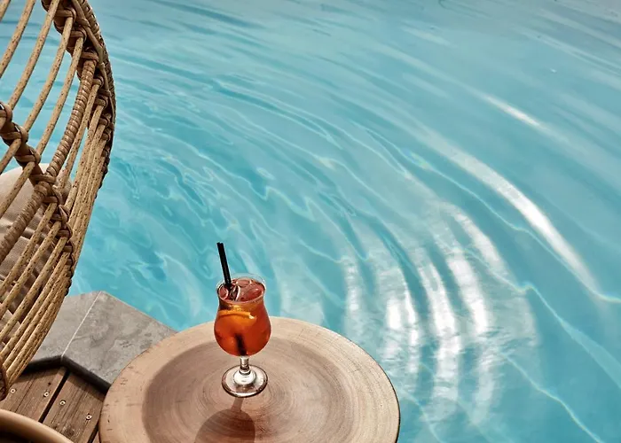 Almyra Lägenhetshotell Paraga (Mykonos)