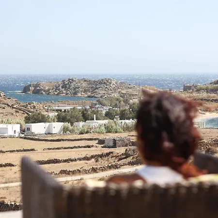 Almyra 3*