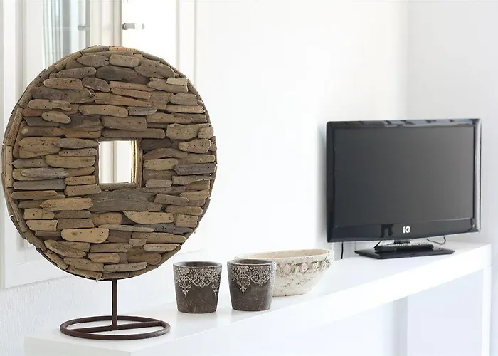 アルミーラ　ゲスト　ハウシス 4*