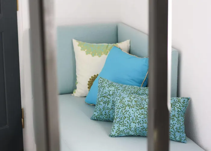 アルミーラ　ゲスト　ハウシス 4*