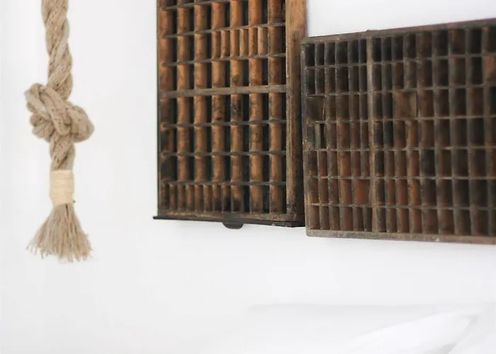 アルミーラ　ゲスト　ハウシス