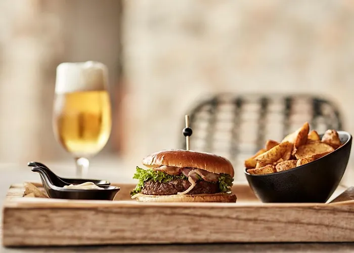 アルミーラ　ゲスト　ハウシス 4* パラガ