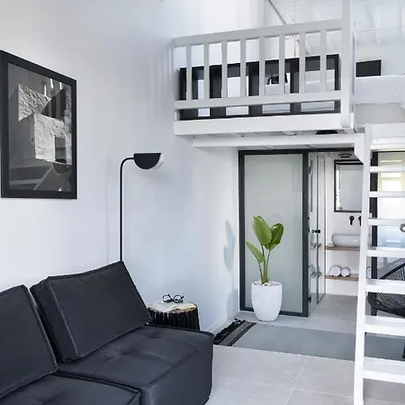 Almyra 4* Strand Paraga