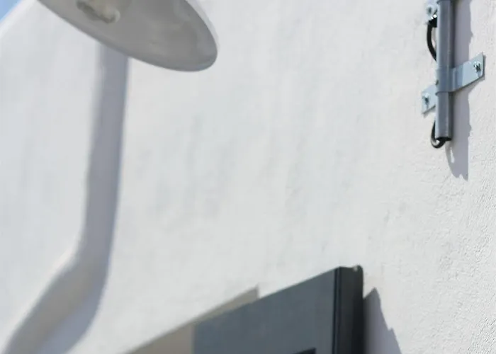 Almyra מלון דירות פאראגה